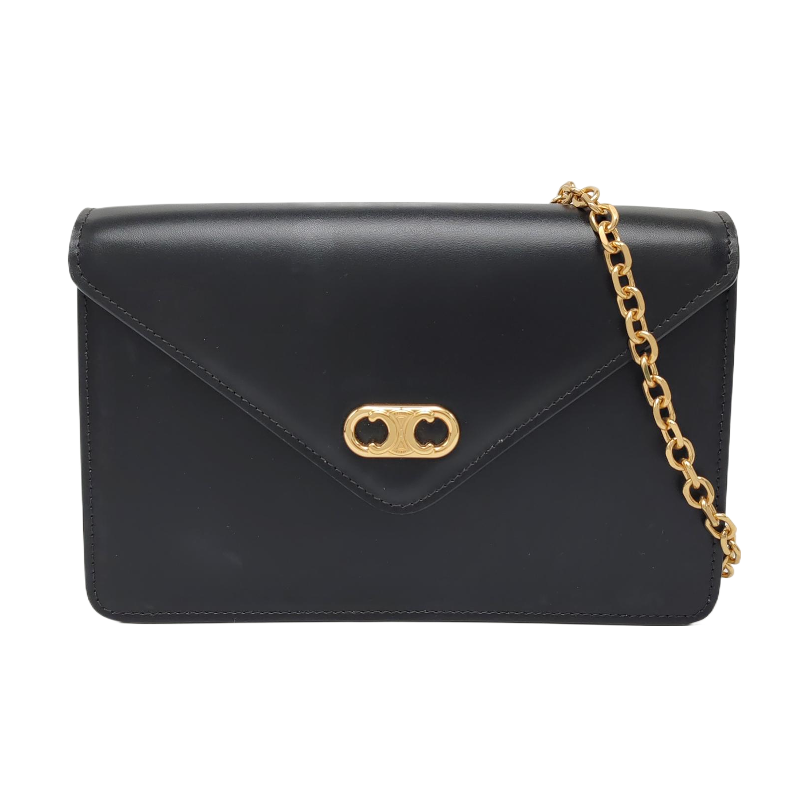 Authenticated pre-owned  TRIOMPHE Calfskin Black - Shoulder Bag at Looply