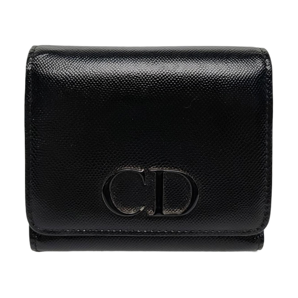 Authenticated pre-owned  30 Montaigne Calfskin Black Wallet - Wallet at Looply