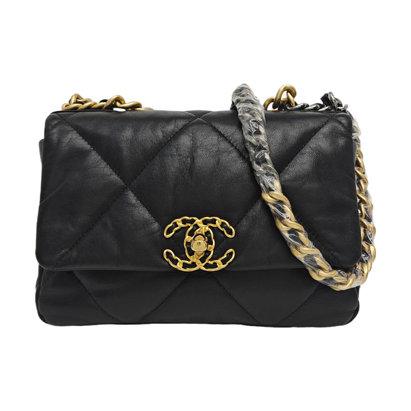 CHANEL 19 Small Quilted Lambskin Black