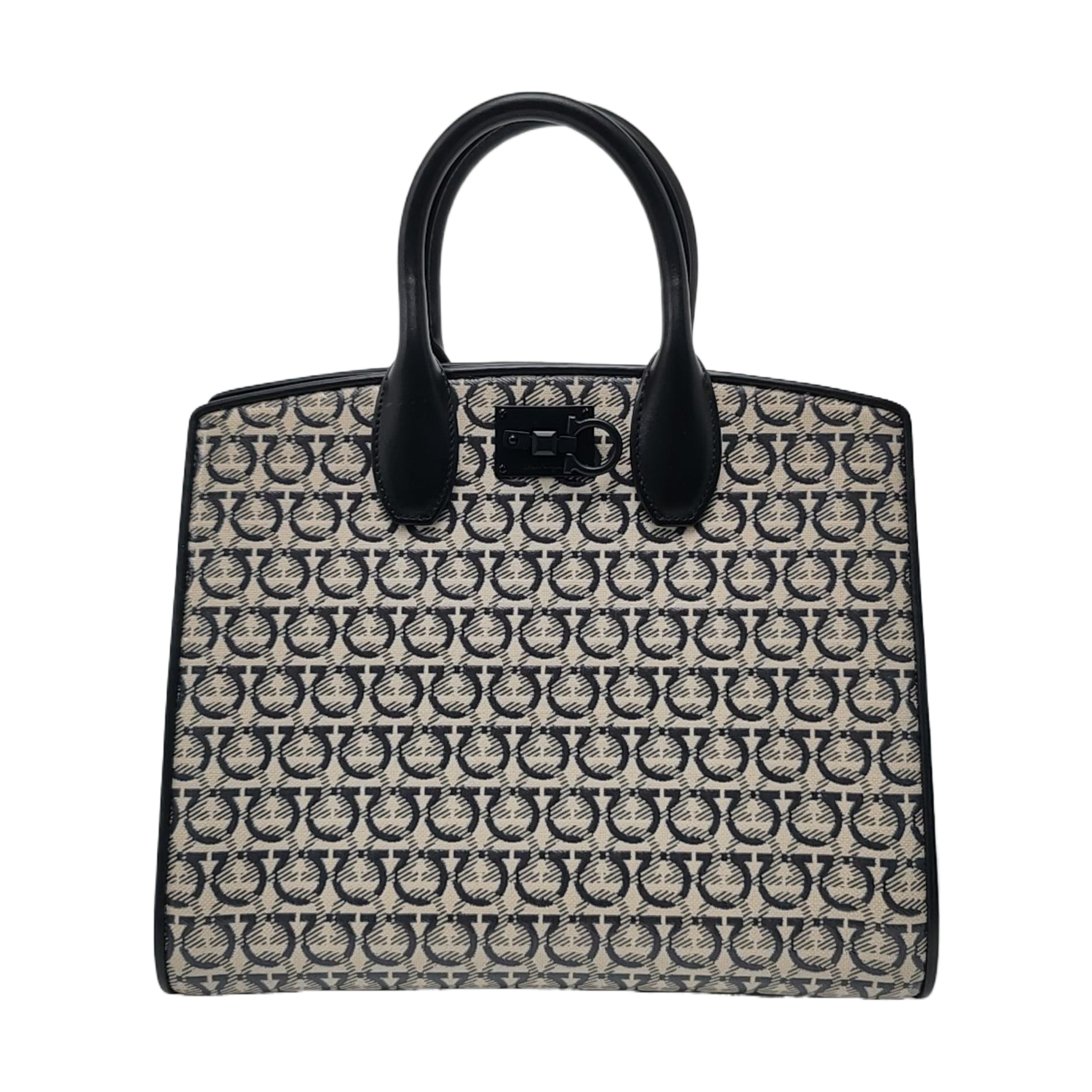 Ferragamo Studio Fabric Beige