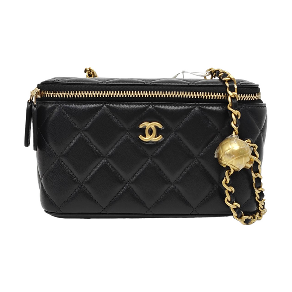 VANITY CASE Small Quilted Lambskin Black