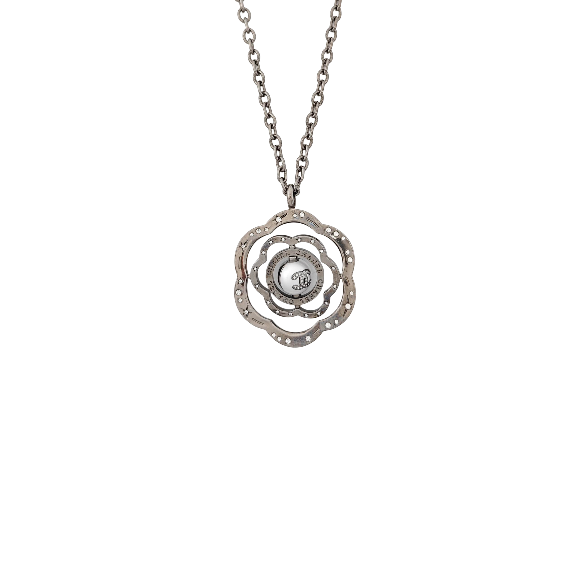 Metal Gray Necklace