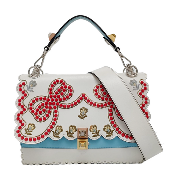Kan I Medium Calfskin White