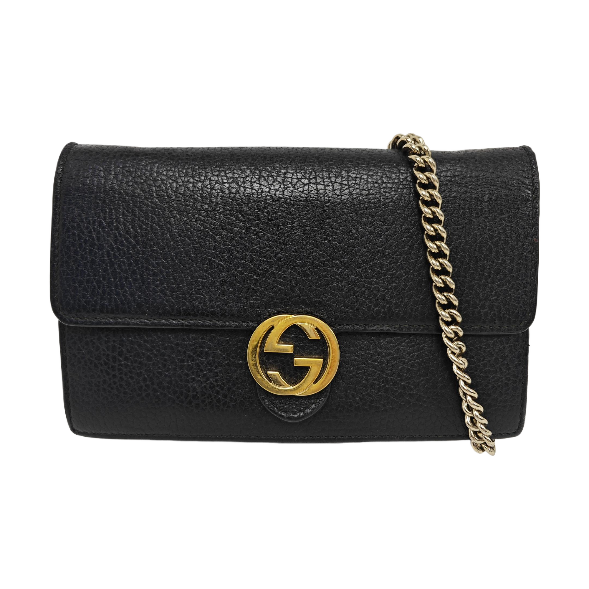 Authenticated pre-owned  Interlocking G Calfskin Black - Shoulder Bag at Looply