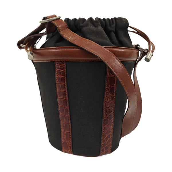 Authenticated pre-owned  TRIOMPHE Canvas Brown - Bucket Bag at Looply