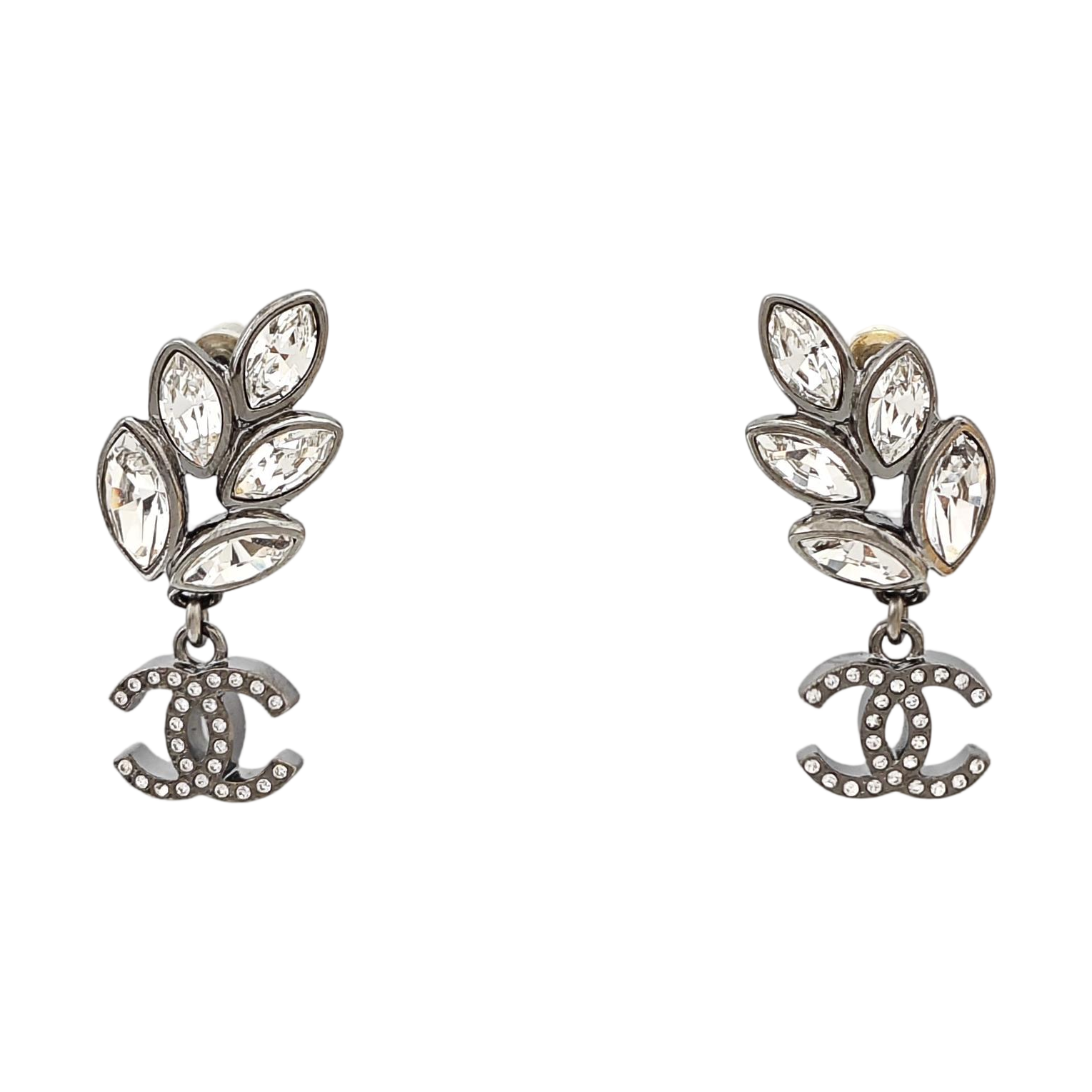 CC Logo Metal Gray Stud Earrings