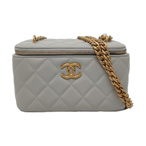 Authenticated pre-owned  VANITY CASE Small Quilted Lambskin Gray - Shoulder Bag at Looply
