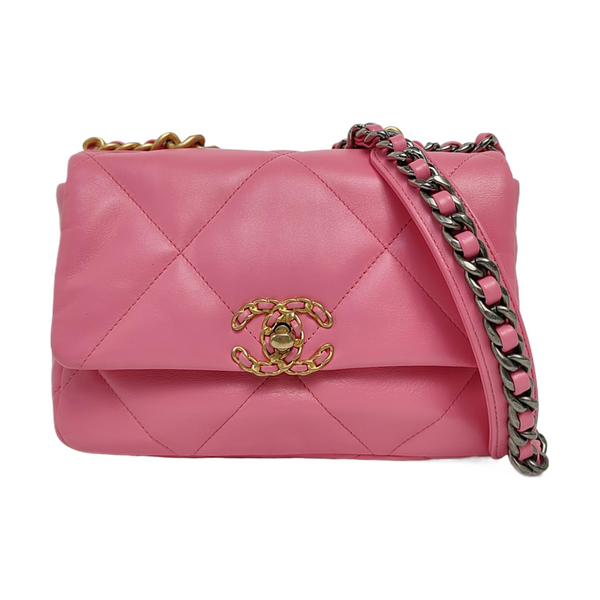 CHANEL 19 Small Quilted Lambskin Red