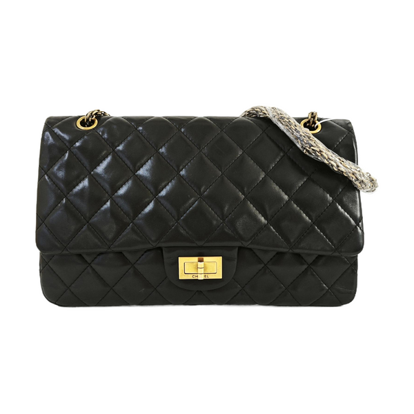 2.55 Maxi Quilted Lambskin Black