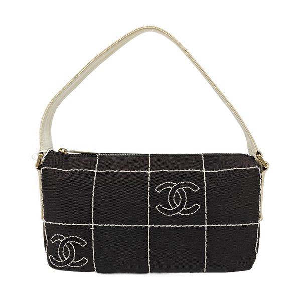 SQUARE STITCH Quilted Canvas Black