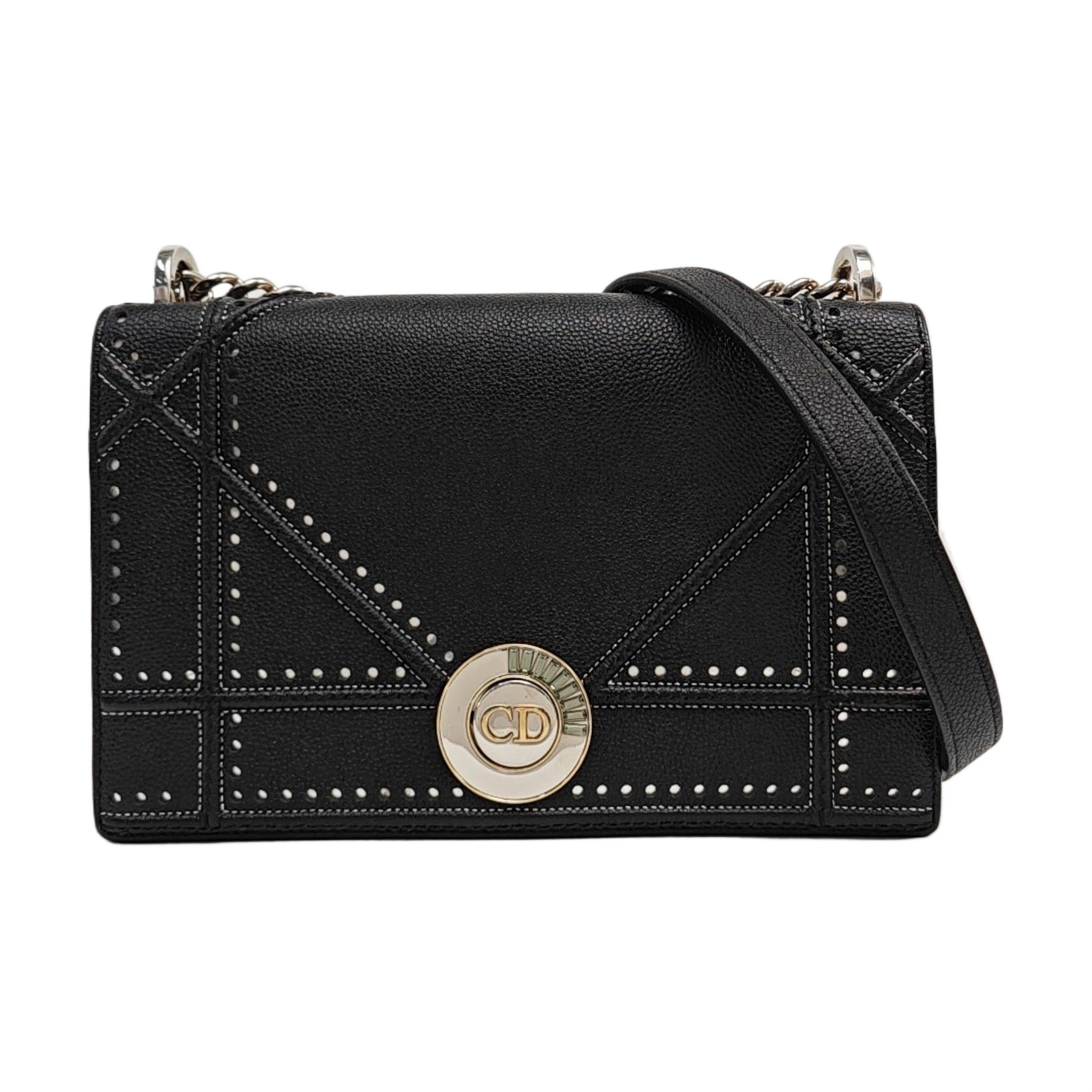Diorama Medium Cannage Calfskin Black