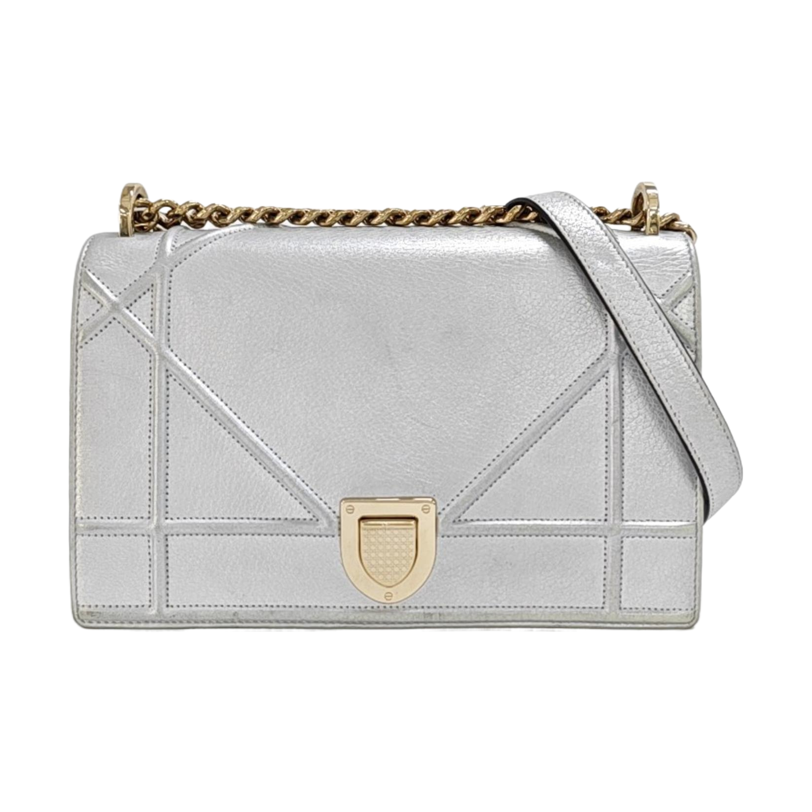 Diorama Medium Cannage Calfskin Silver