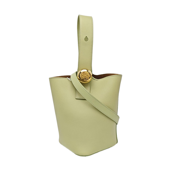 Pebble Bucket Calfskin Green