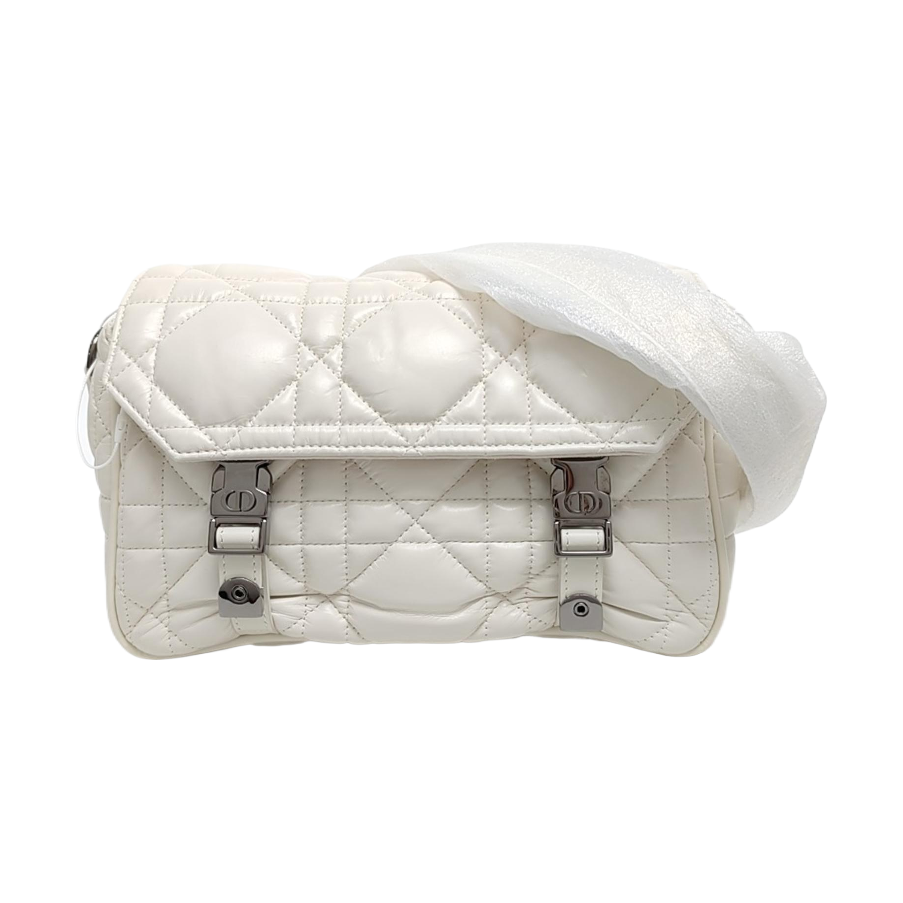 Authenticated pre-owned  Diorcamp Small Cannage Calfskin White - Shoulder Bag at Looply