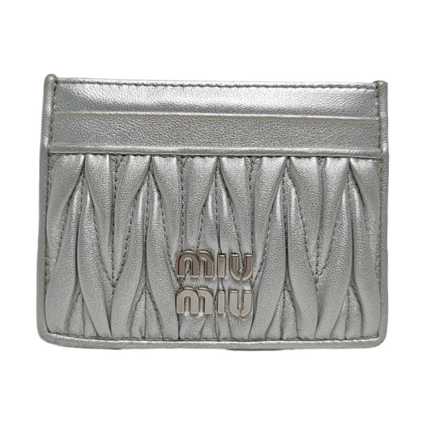 Matelassé Quilted Lambskin Silver Card Holder