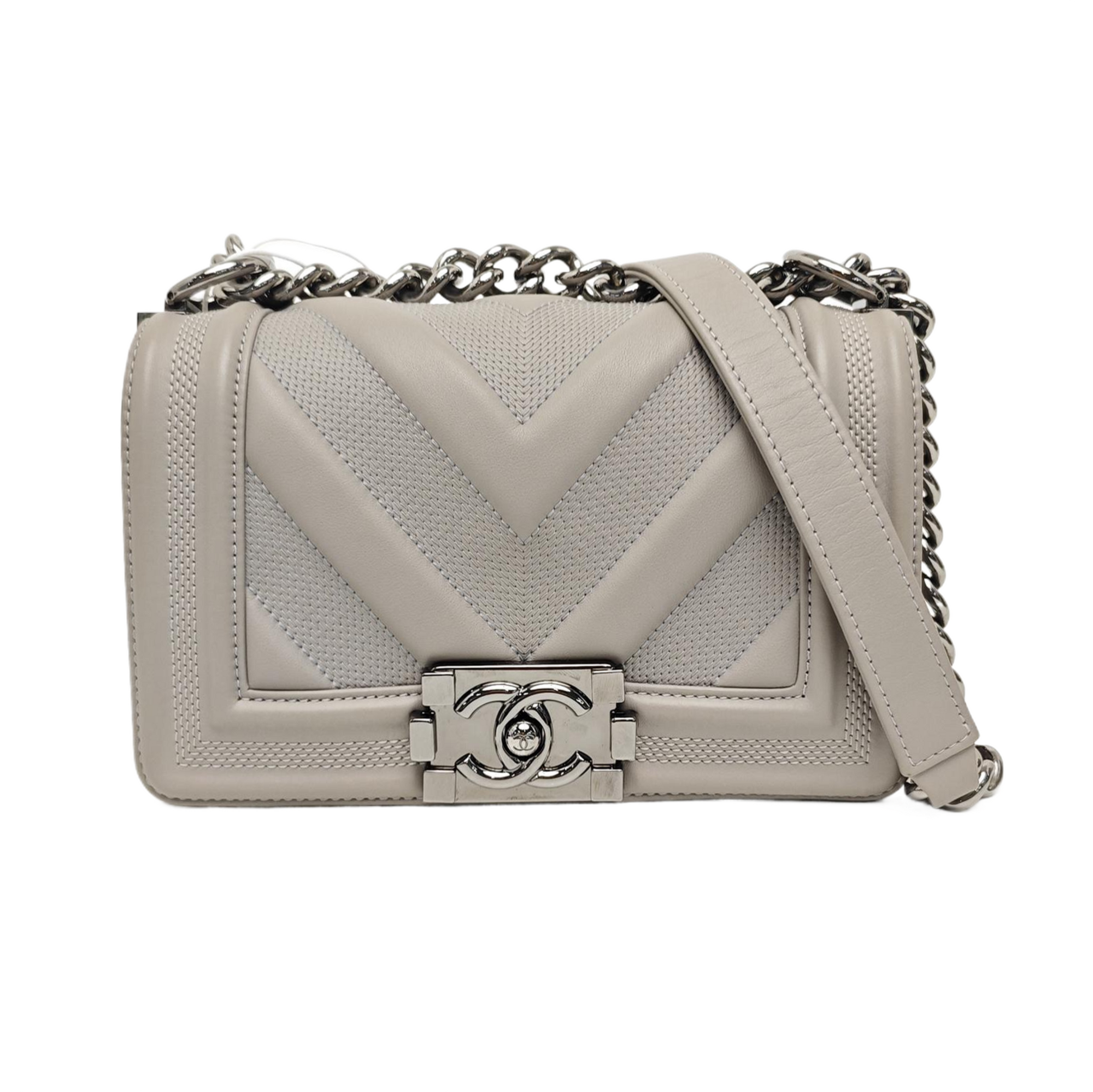 BOY CHANEL Small Chevron Calfskin Gray