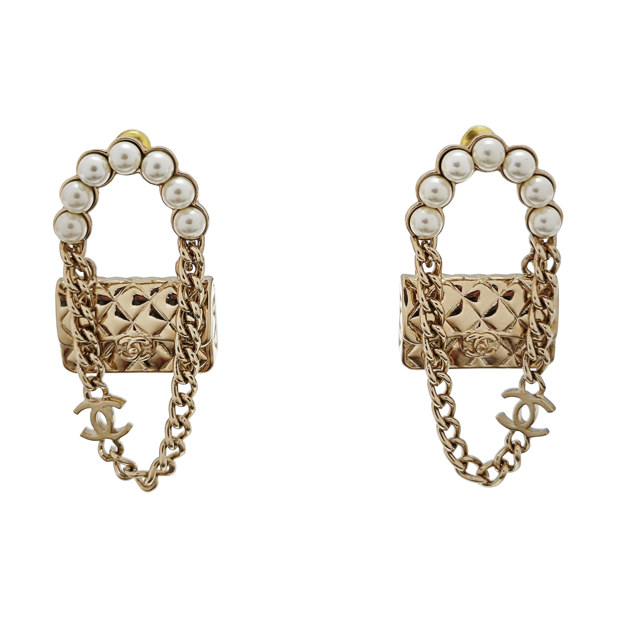 Metal Gold Stud Earrings