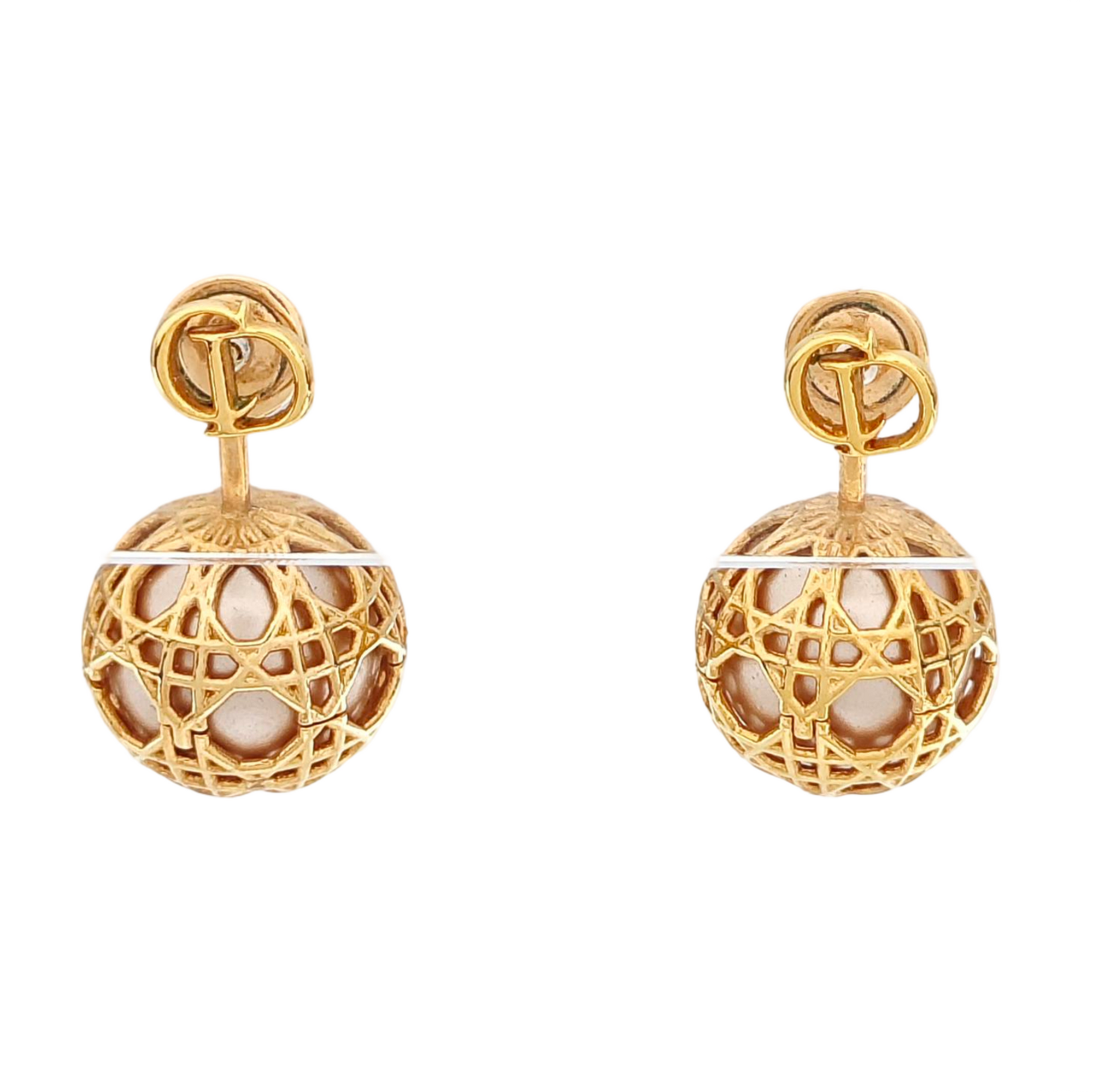 Metal Gold Stud Earrings