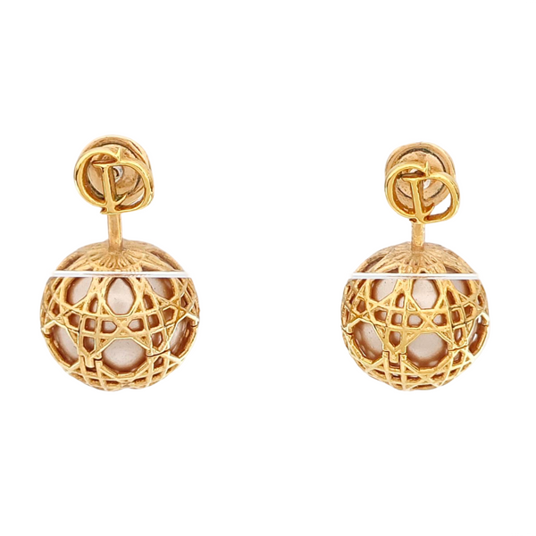 Metal Gold Stud Earrings