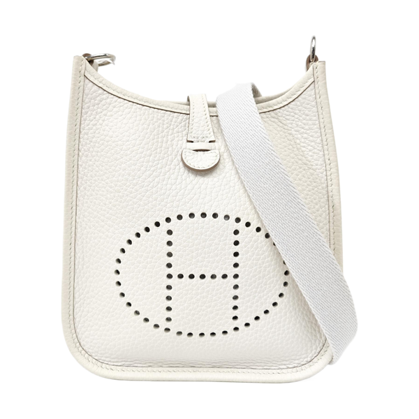 Evelyne 16 Clemence Gray