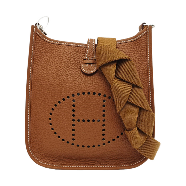 Evelyne TPM Clemence Brown