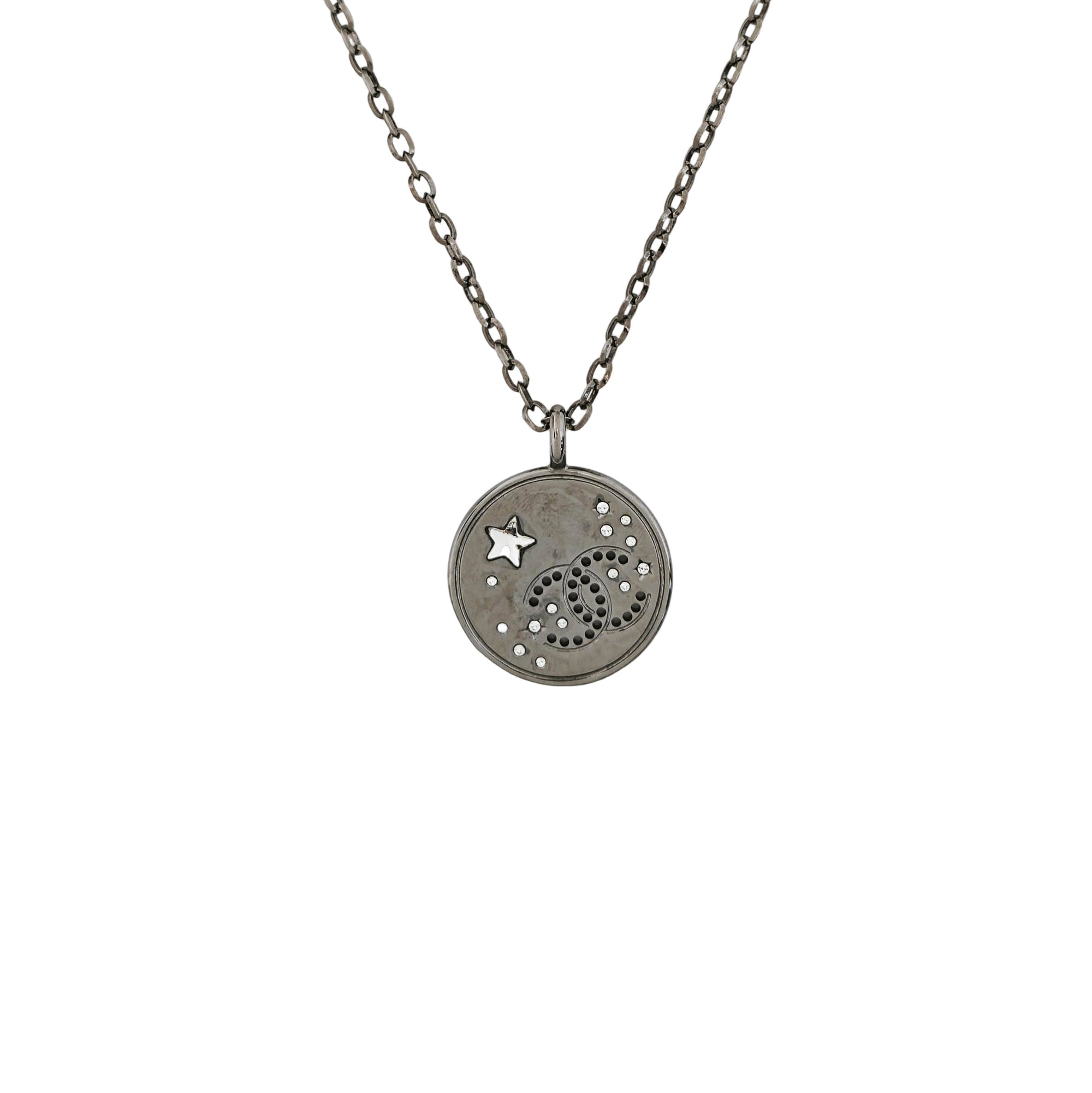 Metal Gray Necklace