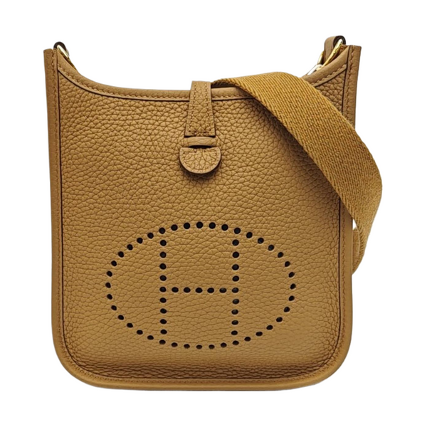 Evelyne TPM Clemence Brown