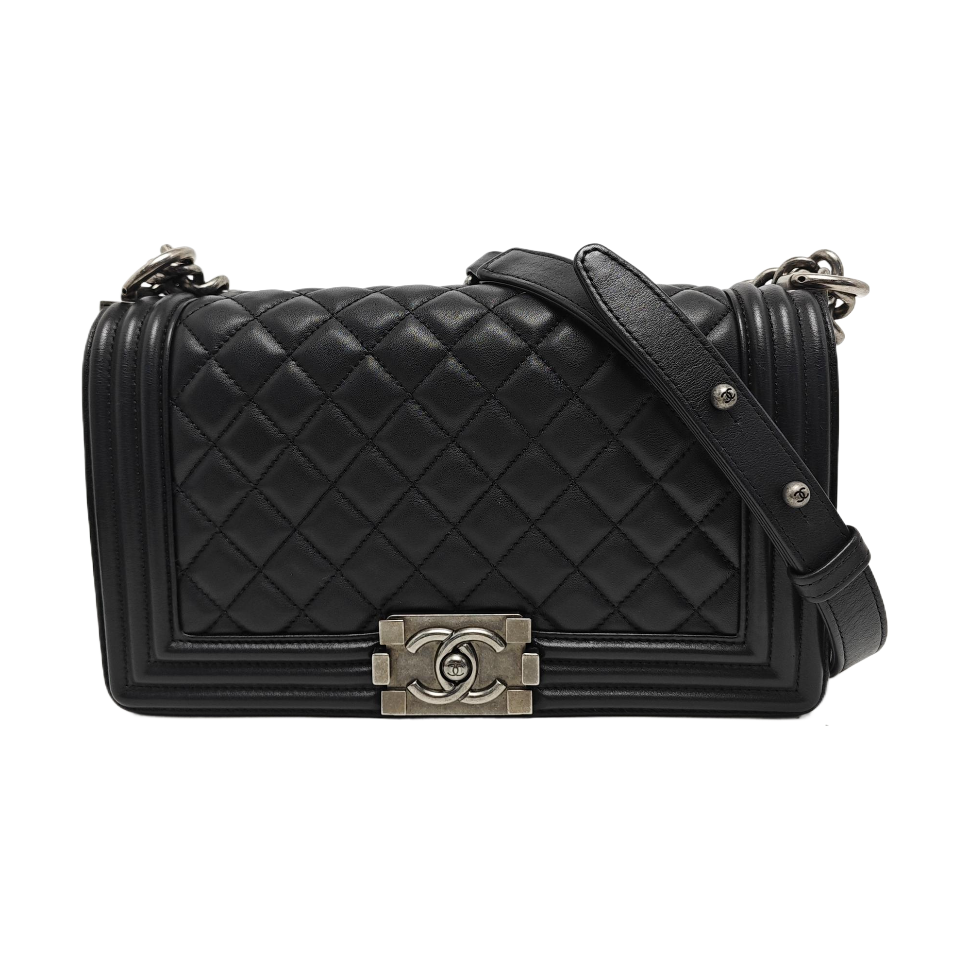 BOY CHANEL Medium Quilted Calfskin Black