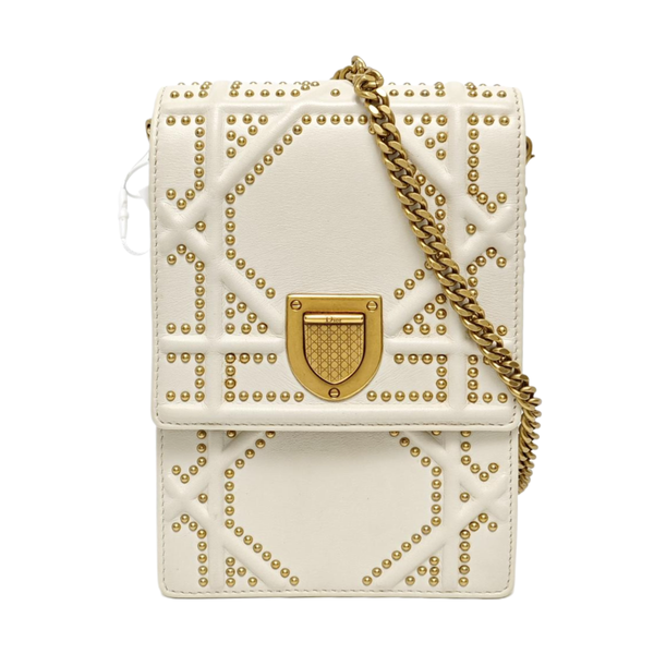 Authenticated pre-owned  Diorama Cannage Calfskin White - Shoulder Bag at Looply