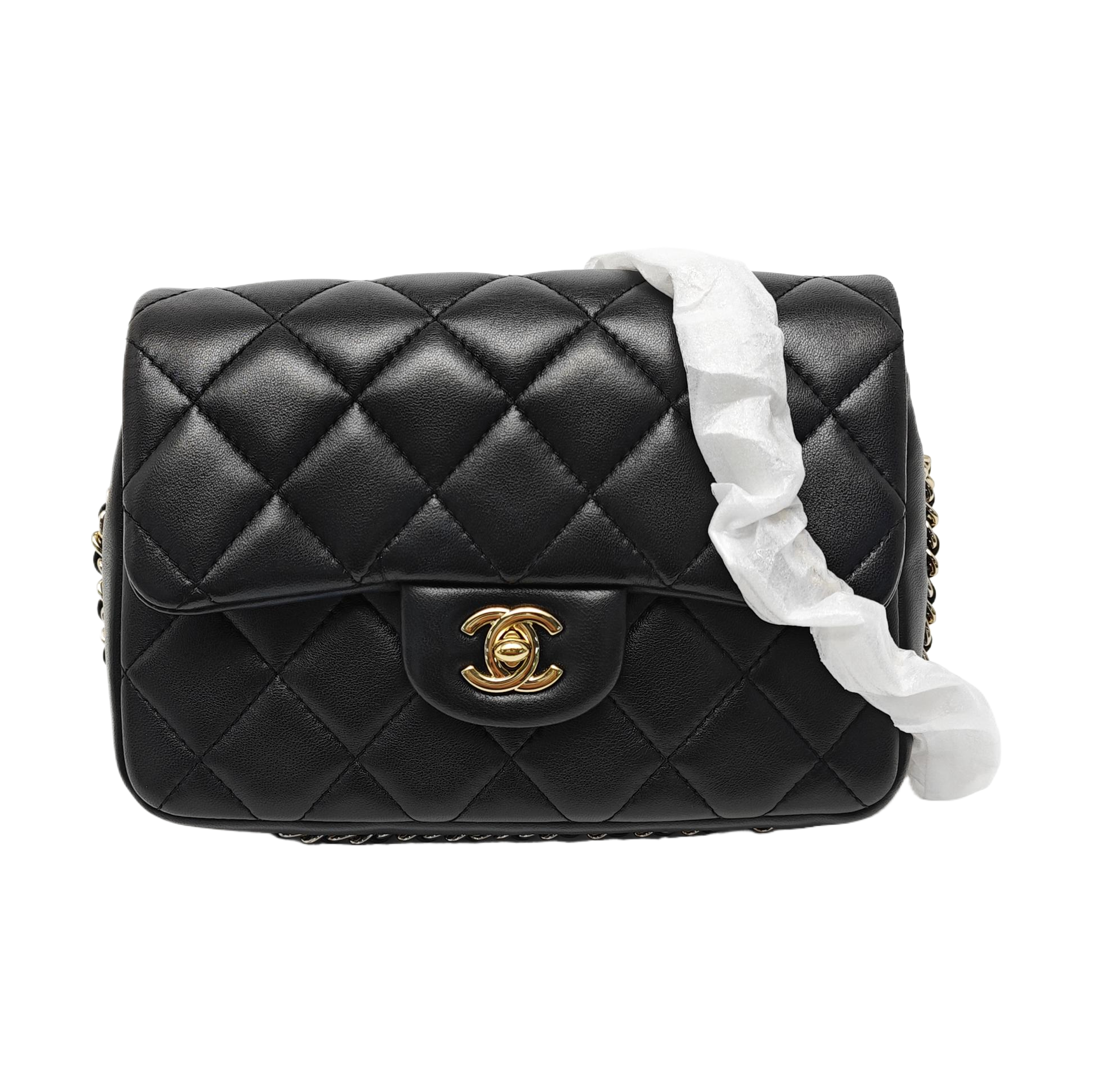 Authenticated pre-owned  CLASSIC FLAP Quilted Lambskin Black - Shoulder Bag at Looply