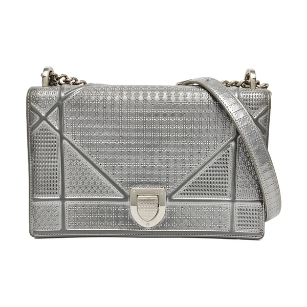 Authenticated pre-owned  Diorama Medium Calfskin Grey - Shoulder Bag at Looply