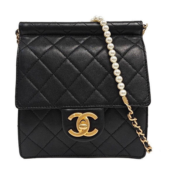 CLASSIC FLAP Mini Quilted Lambskin Black