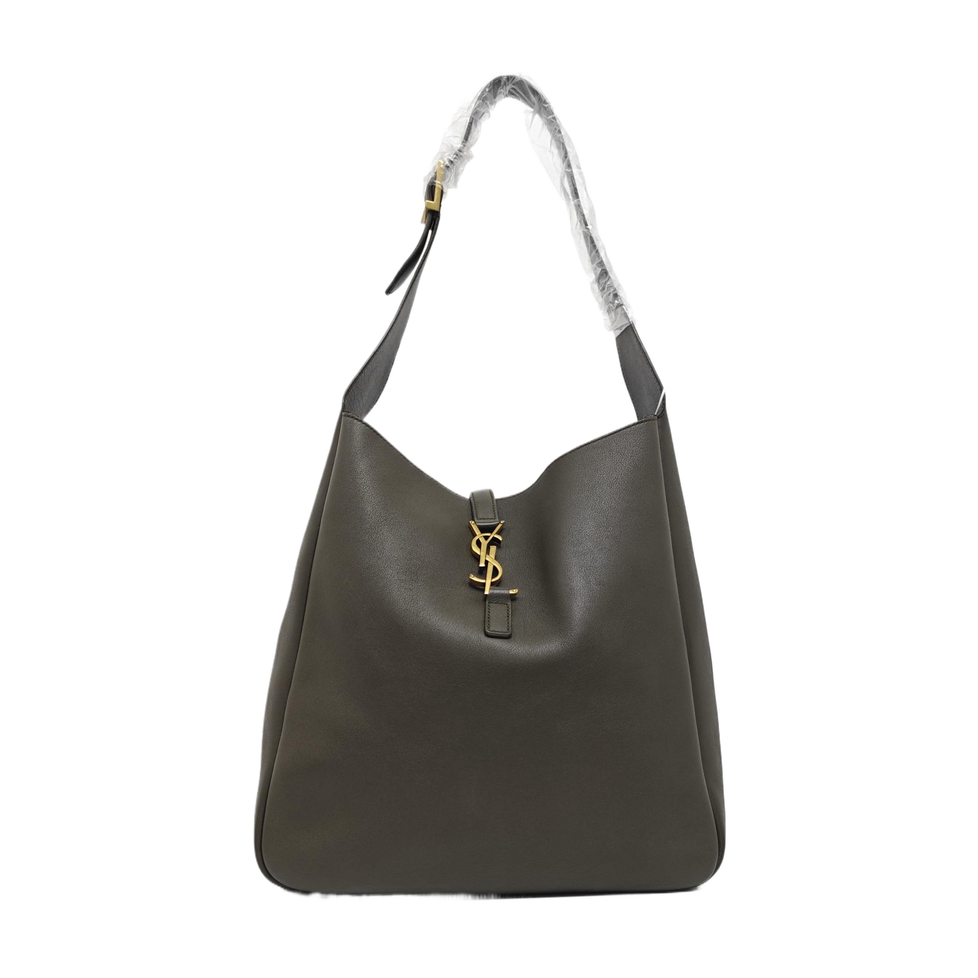 LE 5 À 7 Calfskin Green