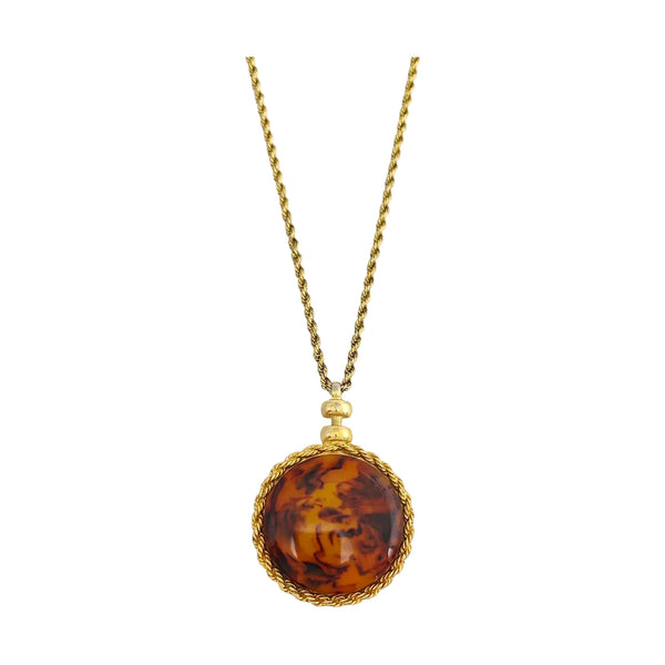 Collar de oro de metal