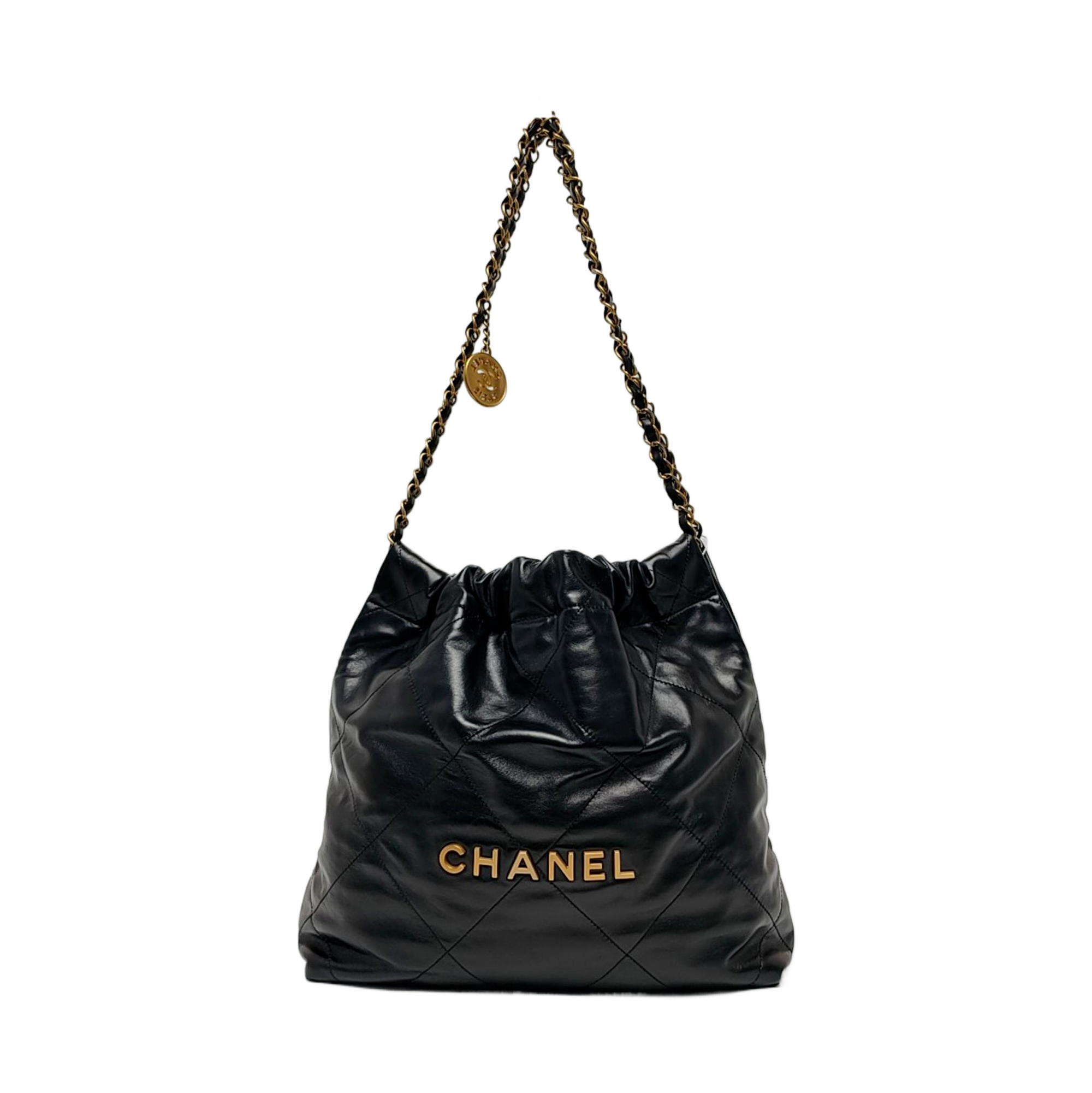 CHANEL 22 Small Quilted Calfskin Black