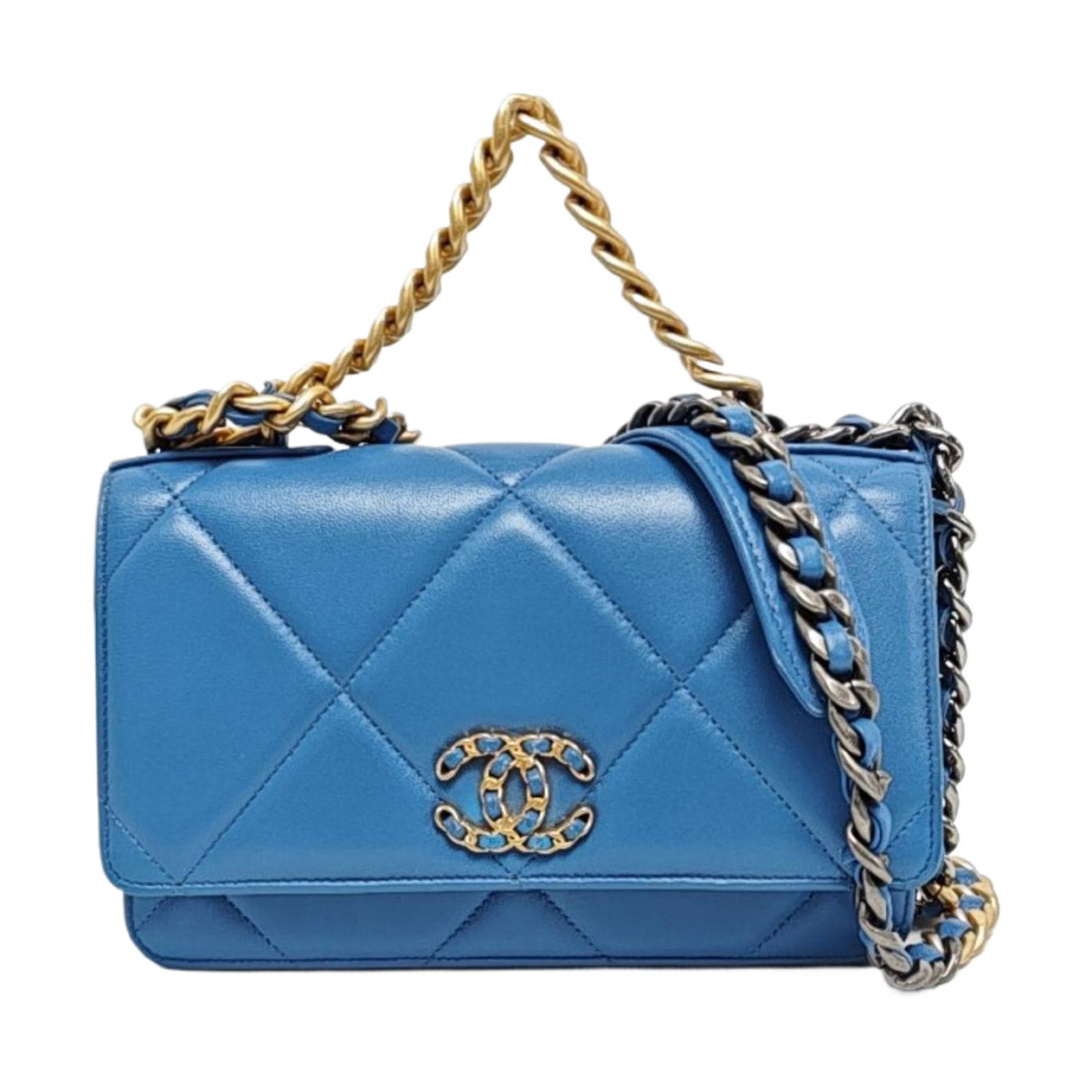 Chanel 19 WOC Piel de Cordero Acolchada Azul
