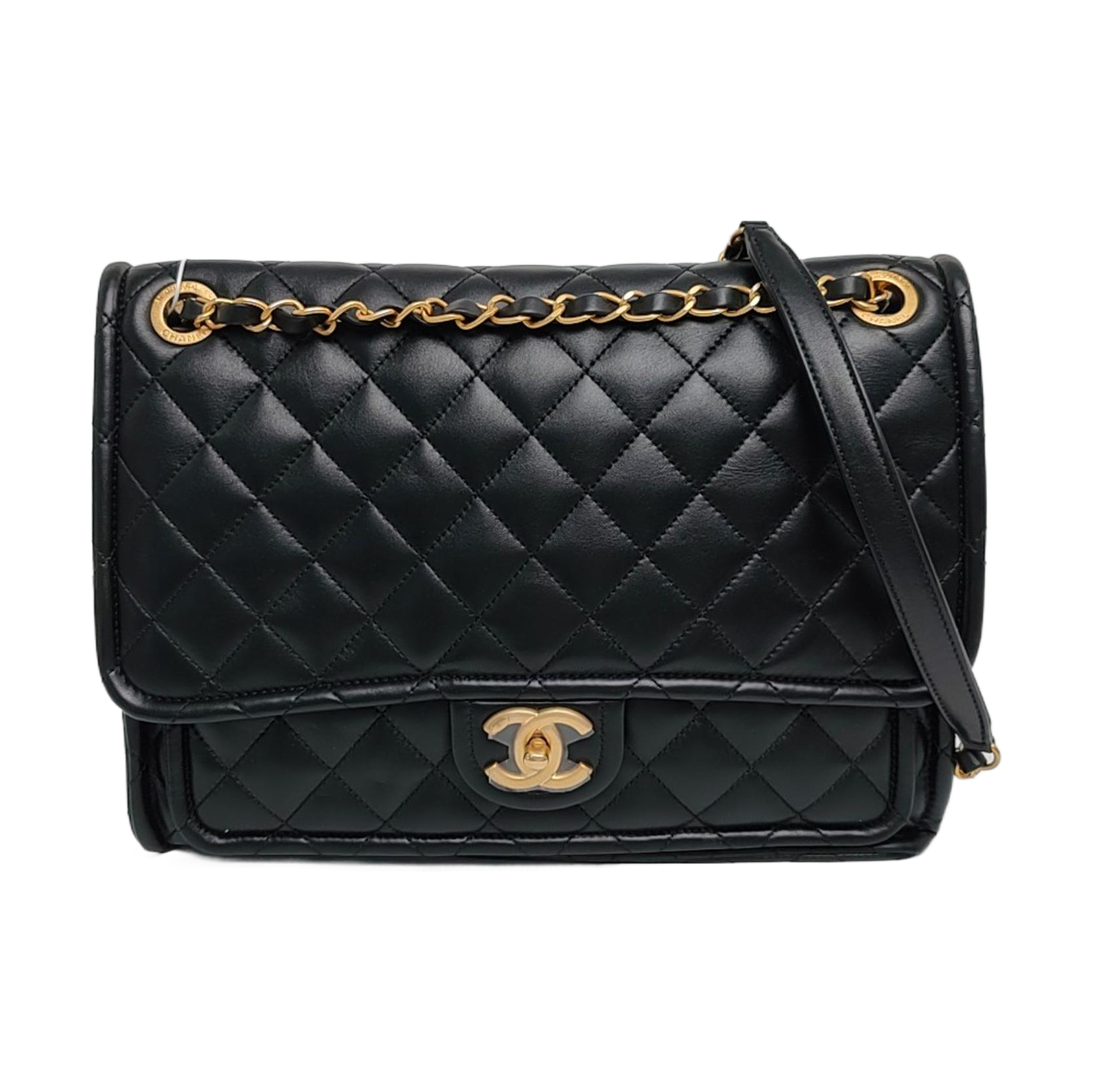 CLASSIC FLAP Maxi Quilted Lambskin Black