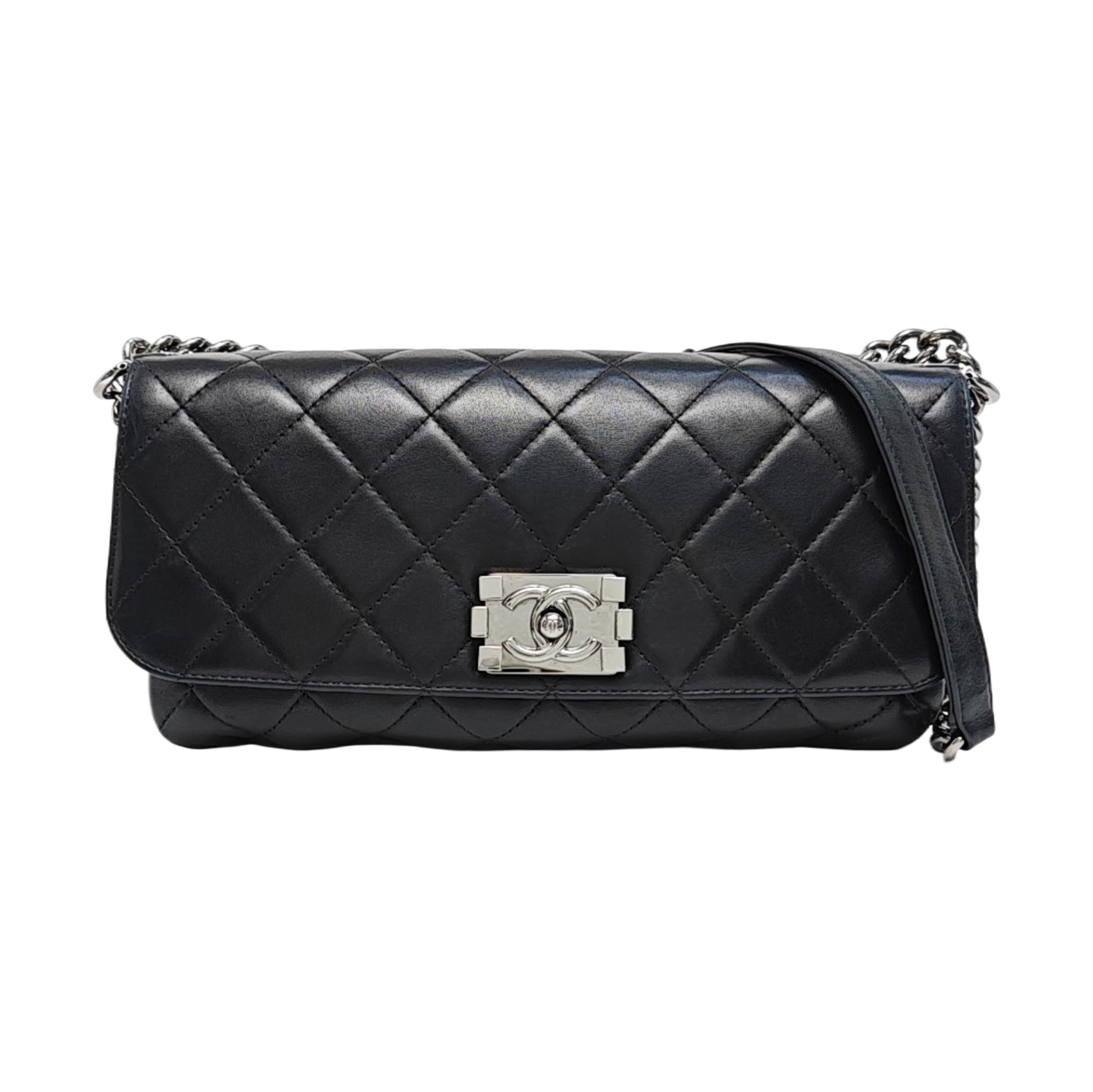 Authenticated pre-owned  BOY CHANEL Quilted Lambskin Black - Shoulder Bag at Looply