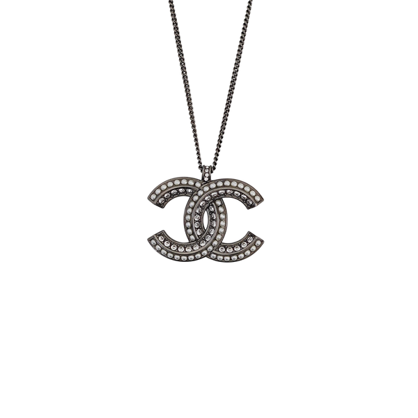 Metal Black Necklace