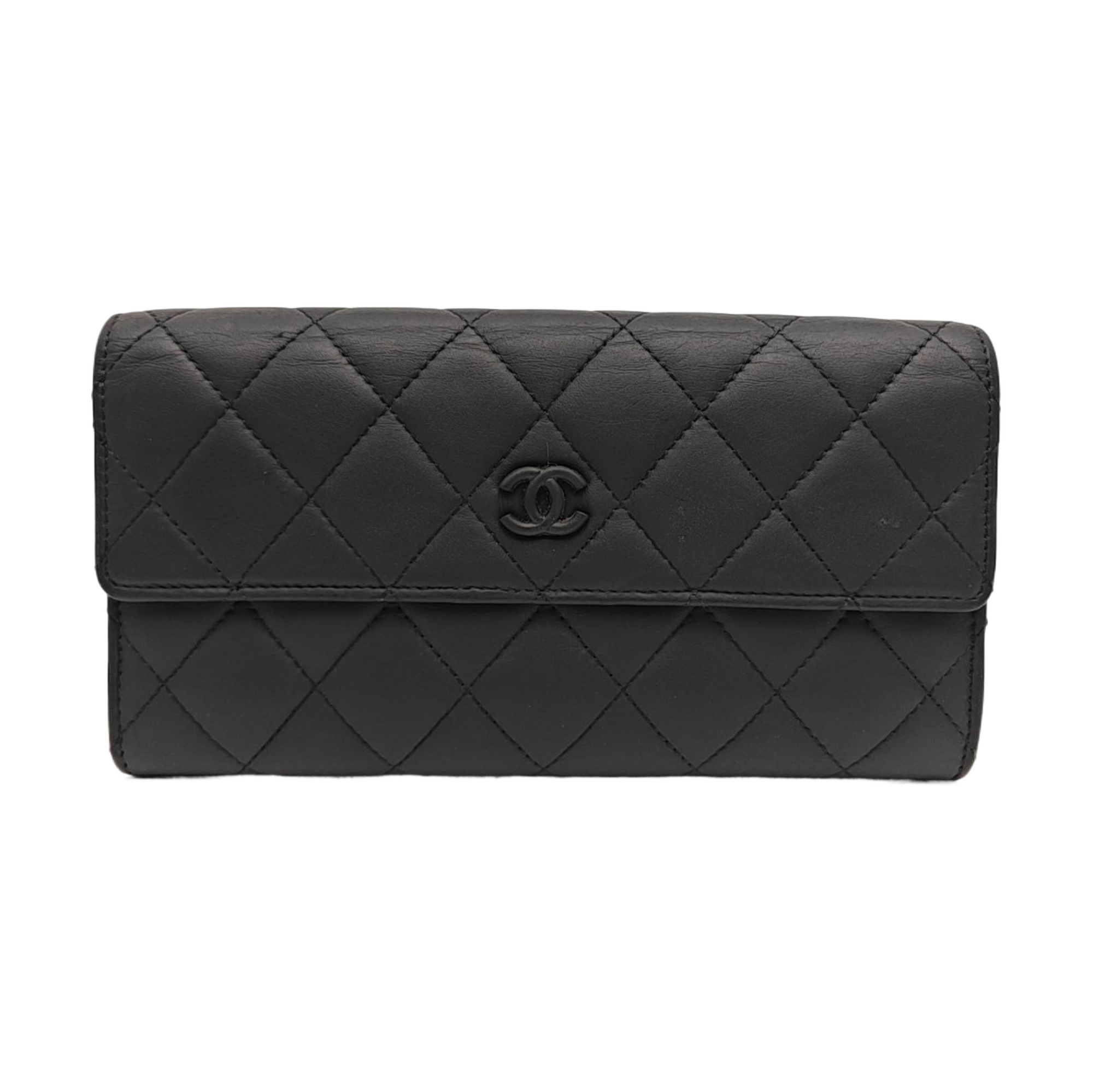 CLASSIC FLAP Mini Quilted Lambskin Black Wallet