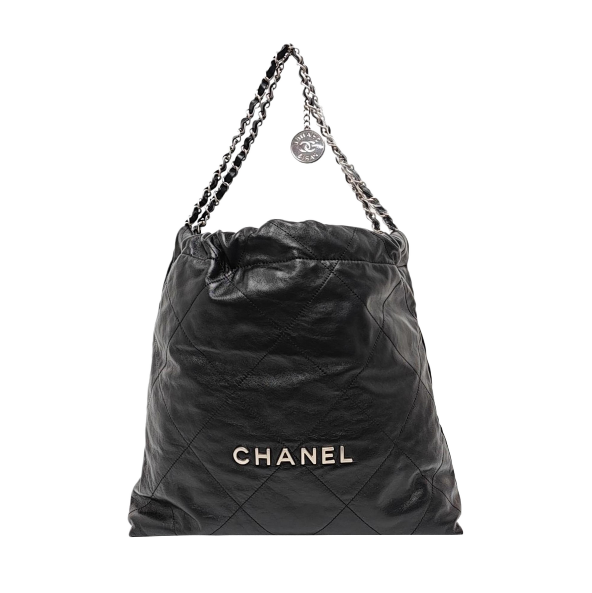 CHANEL 22 Medium Quilted Calfskin Black