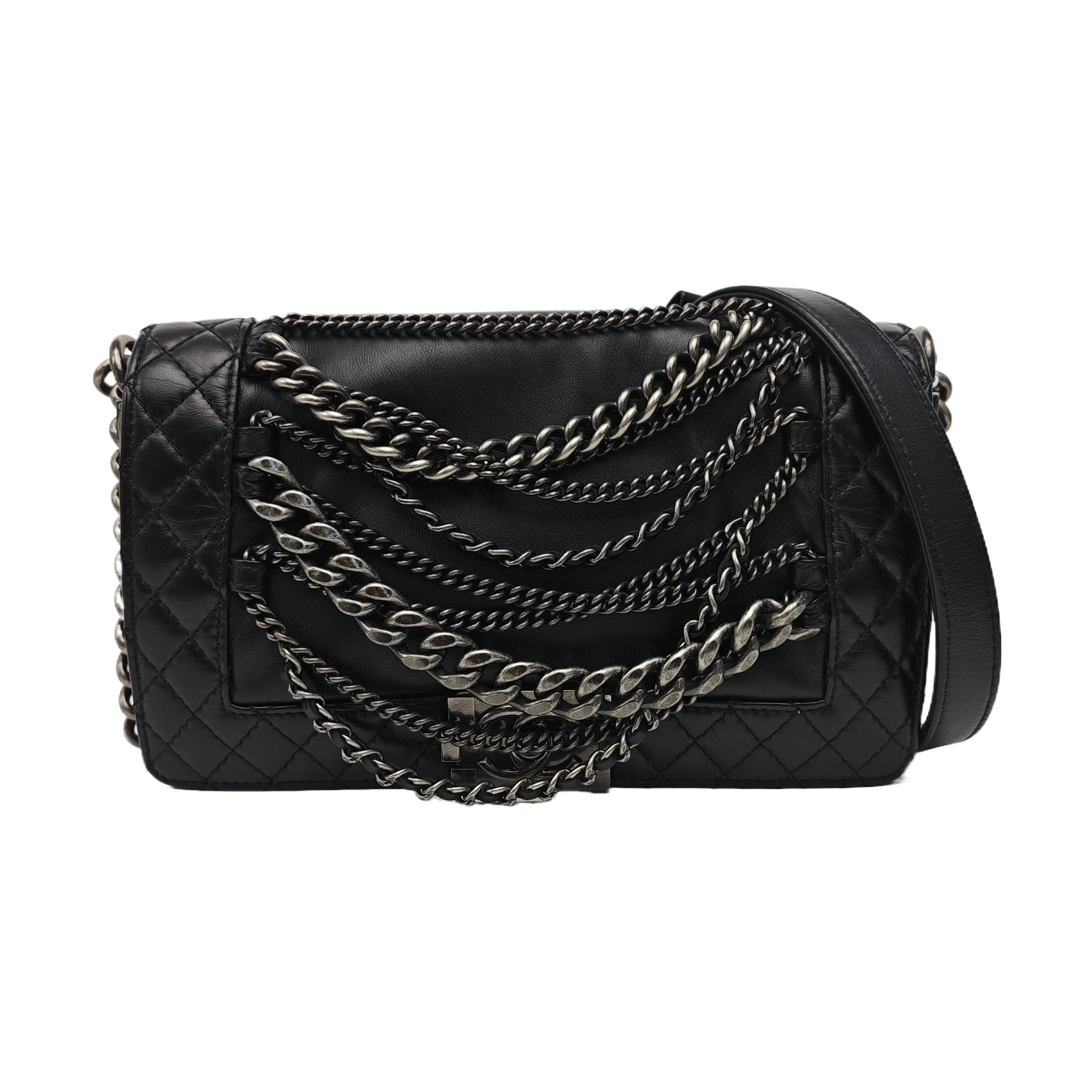 BOY CHANEL Medium Calfskin Black