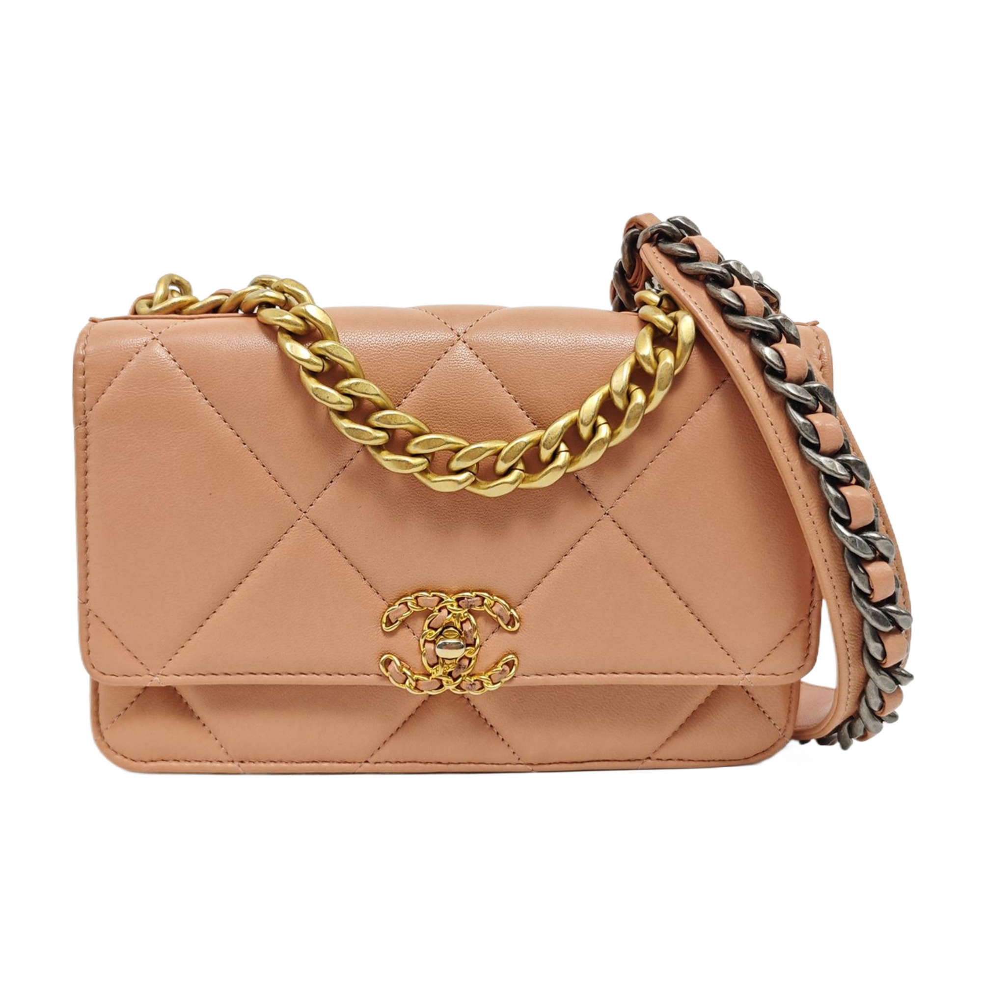 CHANEL 19 WOC Quilted Lambskin Pink