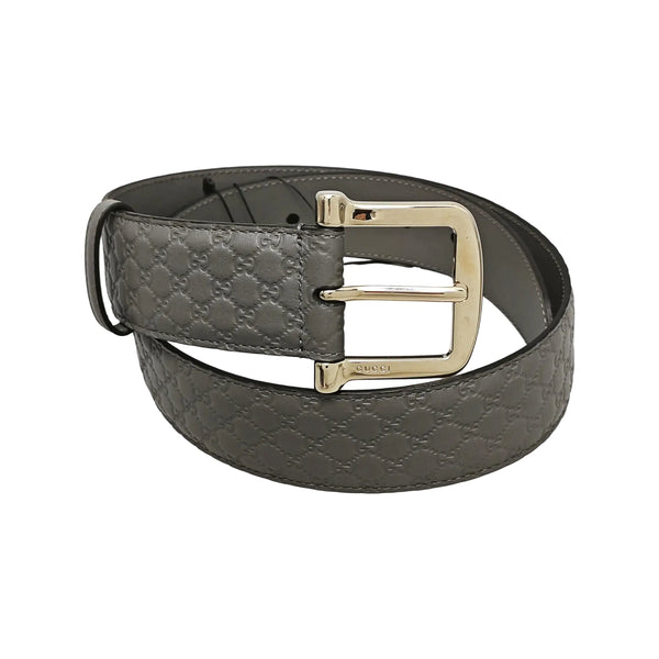 Cinturón de cuero gris