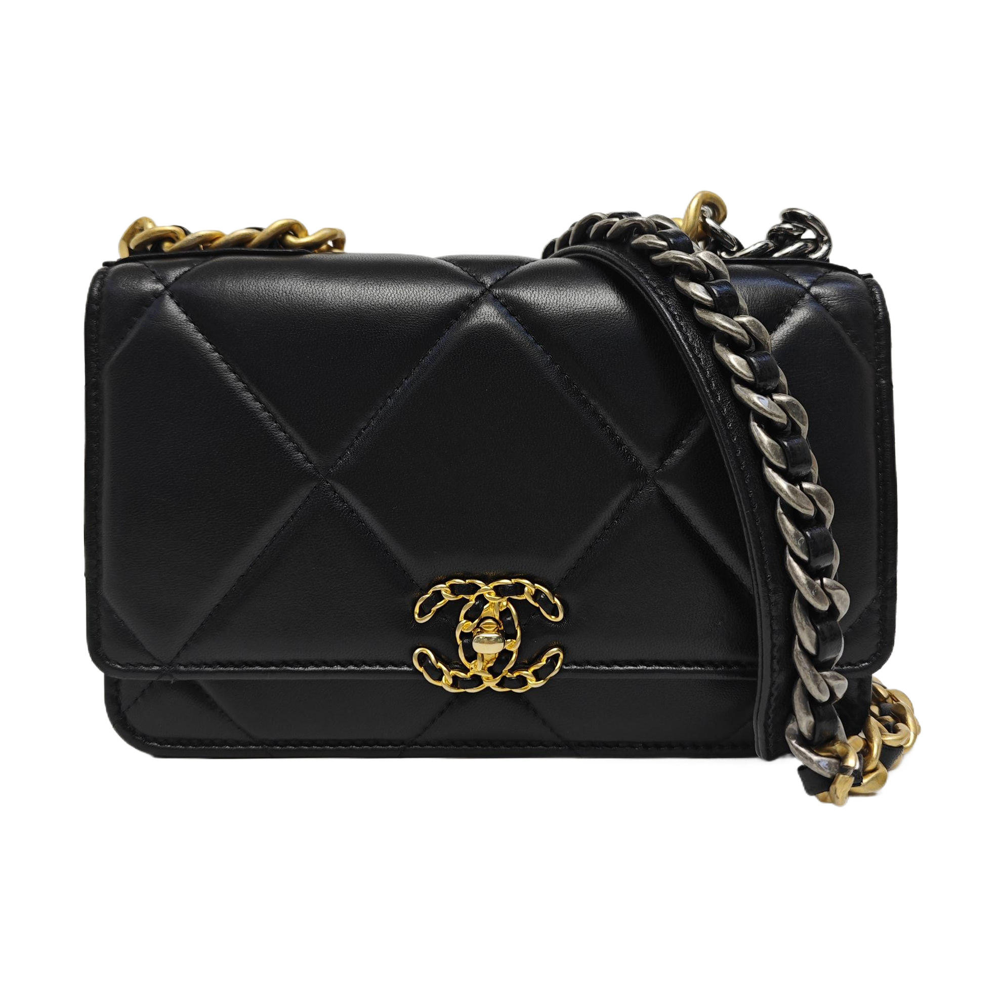 CHANEL 19 WOC Quilted Lambskin Black