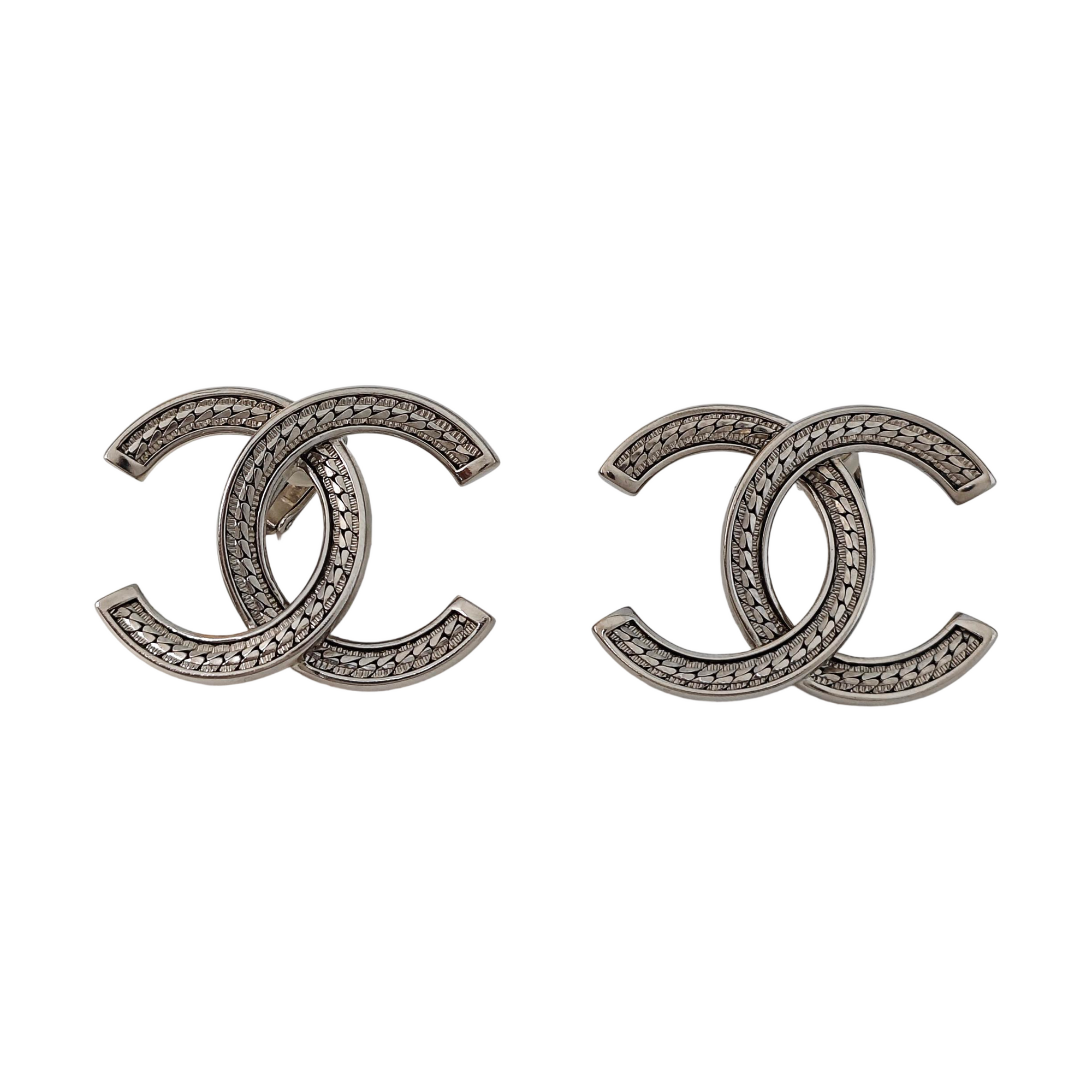 Metal Silver Clip On Earrings