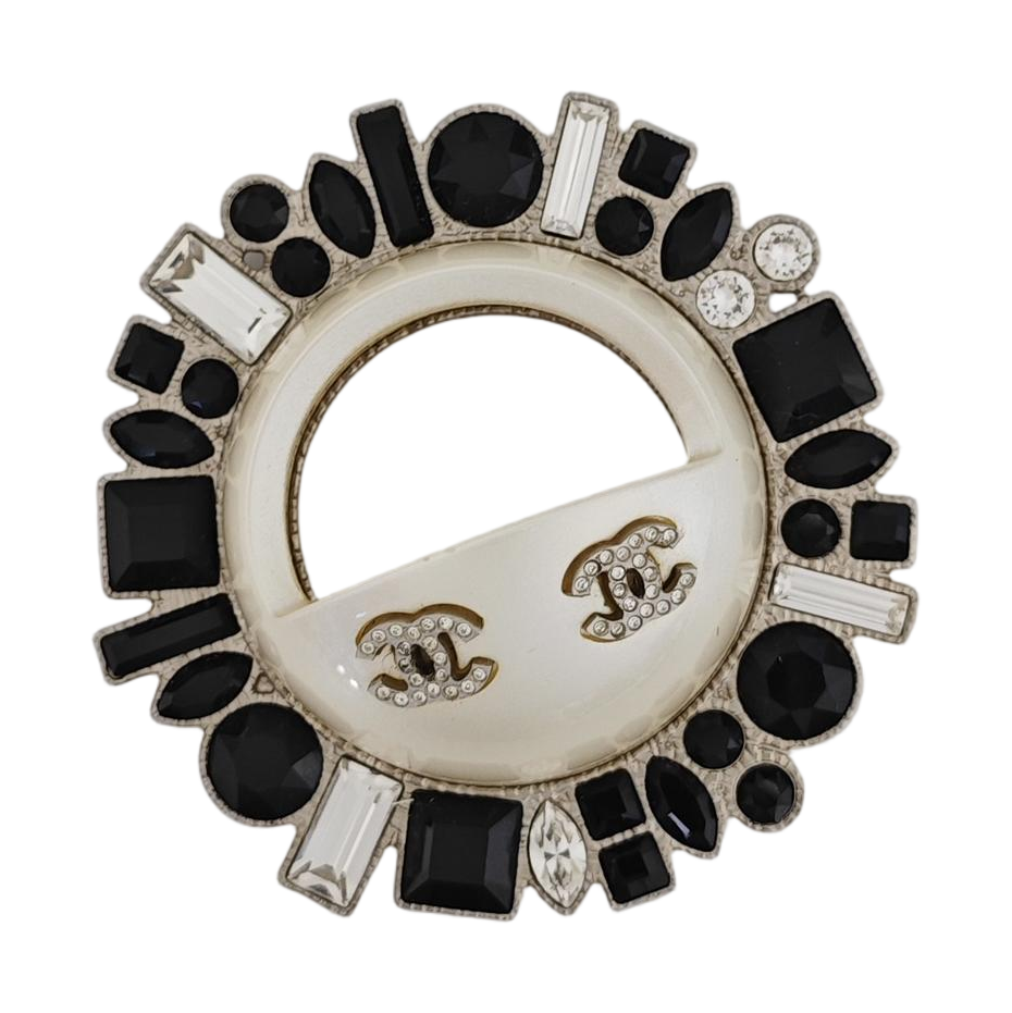 Metal White Brooch