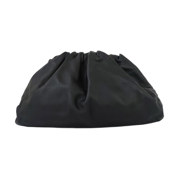 El estuche de piel de becerro negra