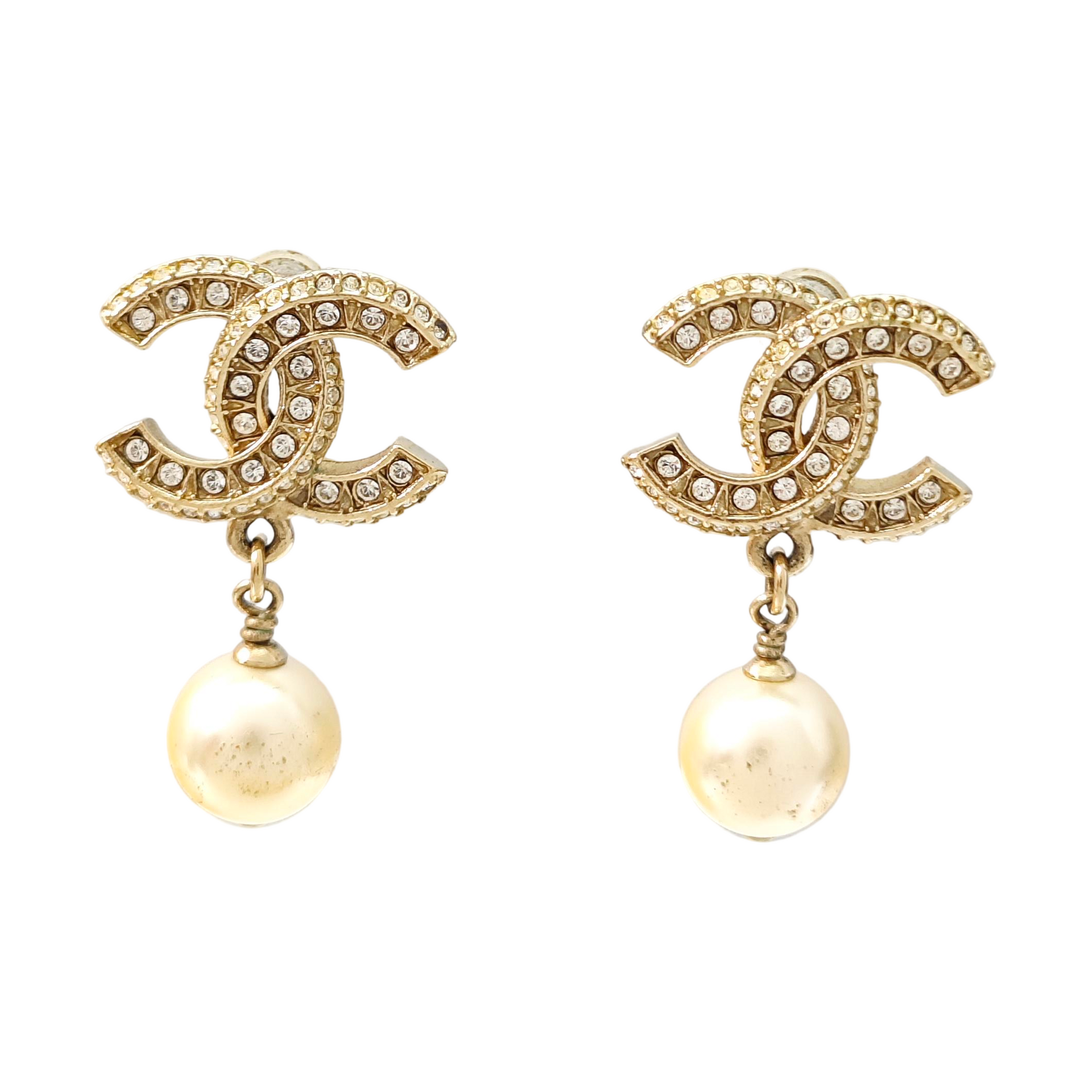 CC Logo Metal Gold Stud Earrings