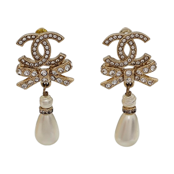 Metal Gold Stud Earrings